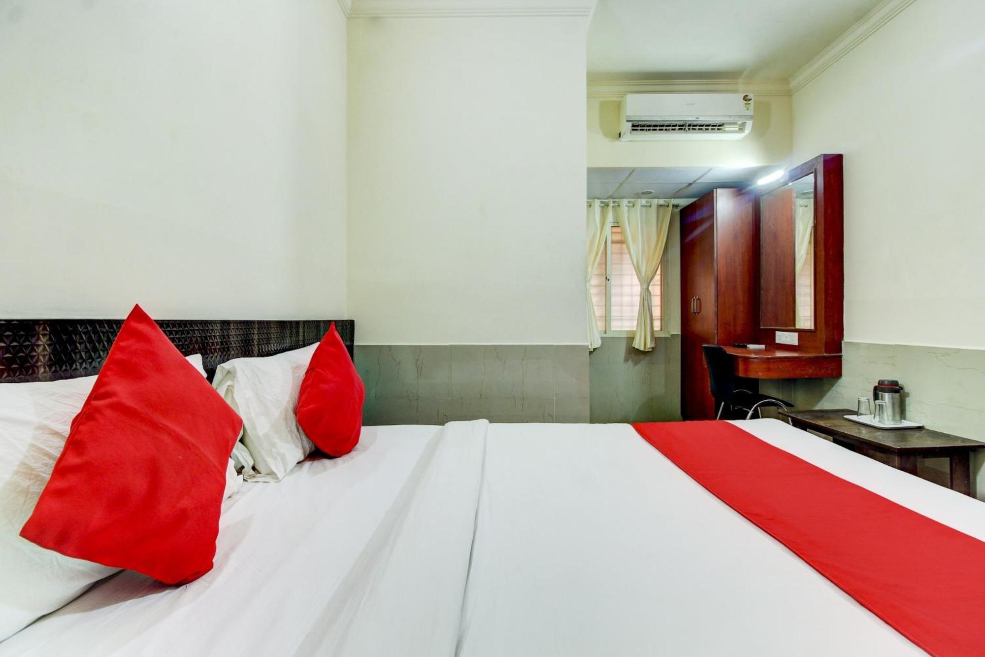 Super Hotel O Nar Comforts Near Ksr Railway Station Bangalore Bagian luar foto