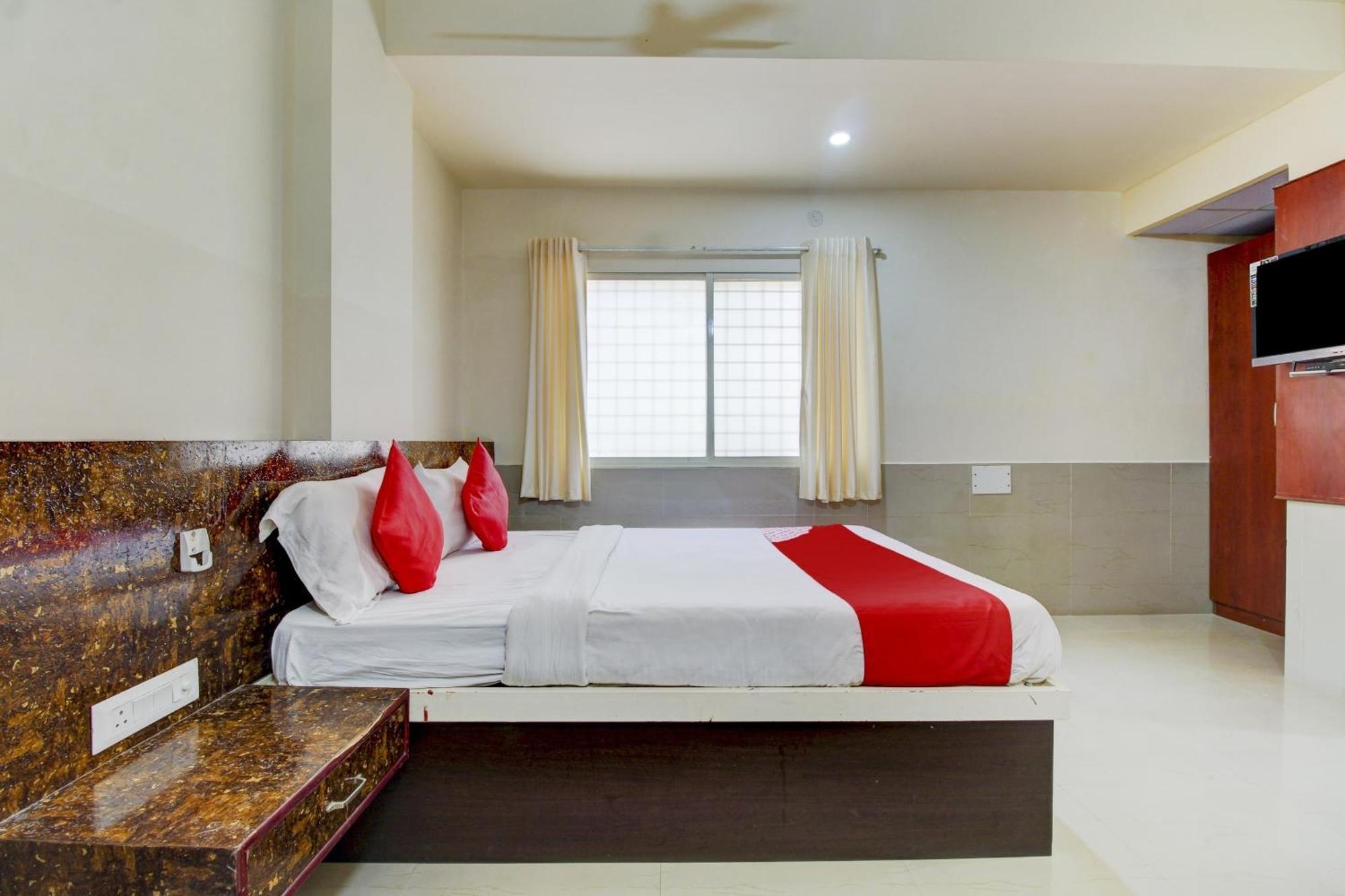 Super Hotel O Nar Comforts Near Ksr Railway Station Bangalore Bagian luar foto